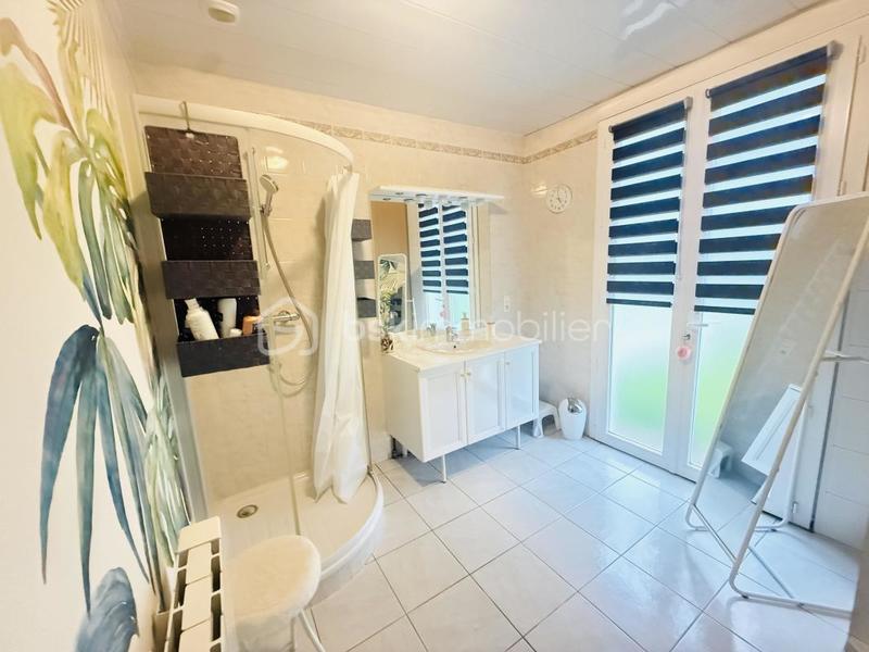 Maison - 96 m² - 5 pièces