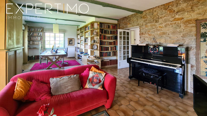 Mas - 275 m² - 9 pièces