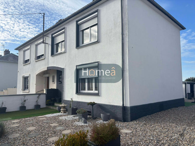 Maison - 93 m² - 4 pièces