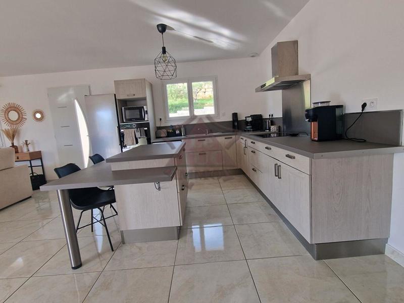 Villa - 100 m² - 4 pièces