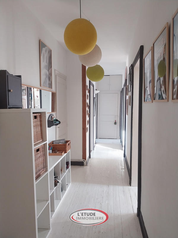 Appartement - 161 m² - 8 pièces