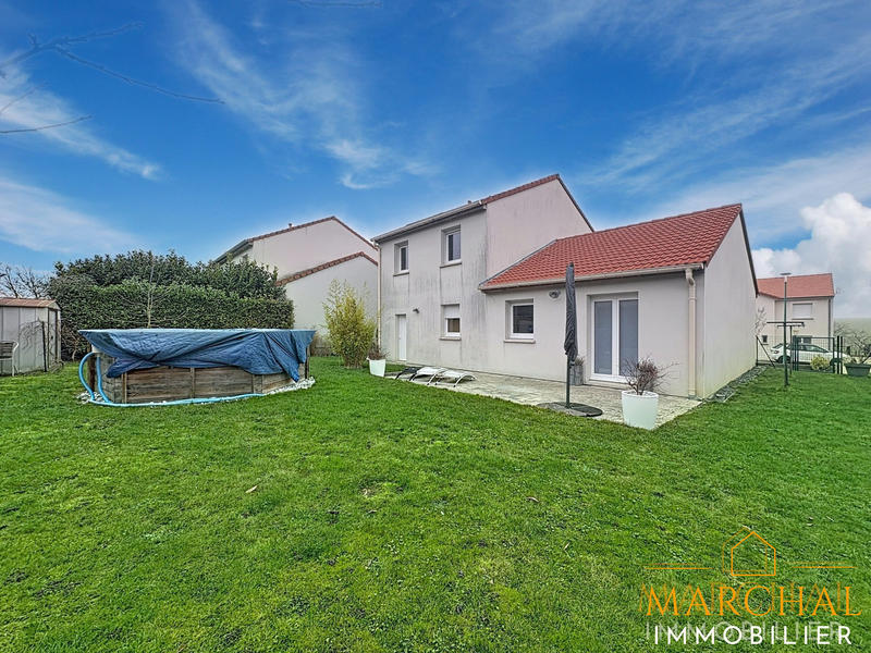 Maison - 109 m² - 6 pièces