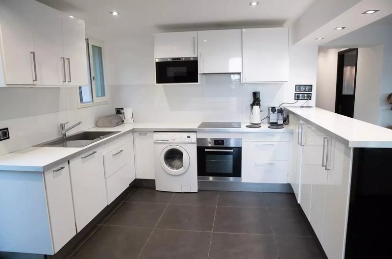 Maison - 172 m² - 10 pièces