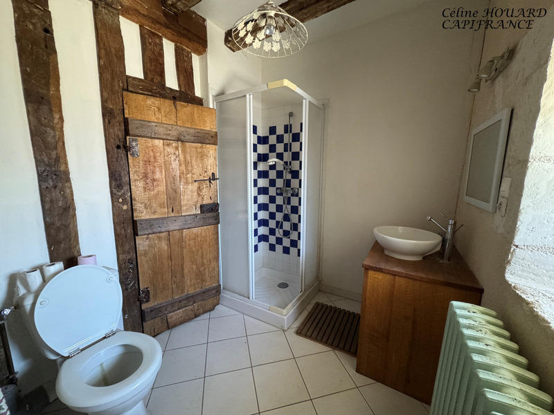 Maison - 236 m² - 7 pièces