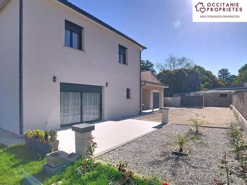 Maison - 137 m² - 5 pièces