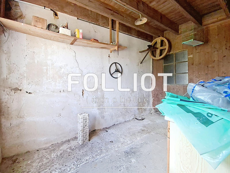 Maison - 200 m² - 2 pièces