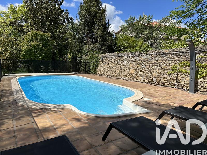 Maison - 483 m² - 12 pièces