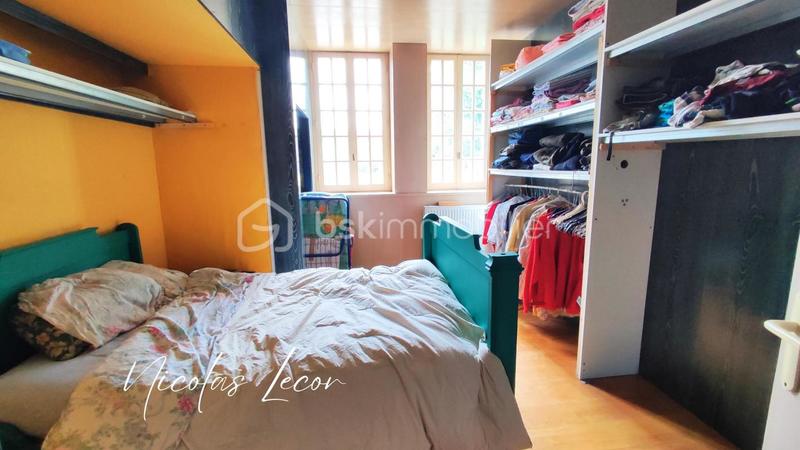 Maison - 195 m² - 7 pièces