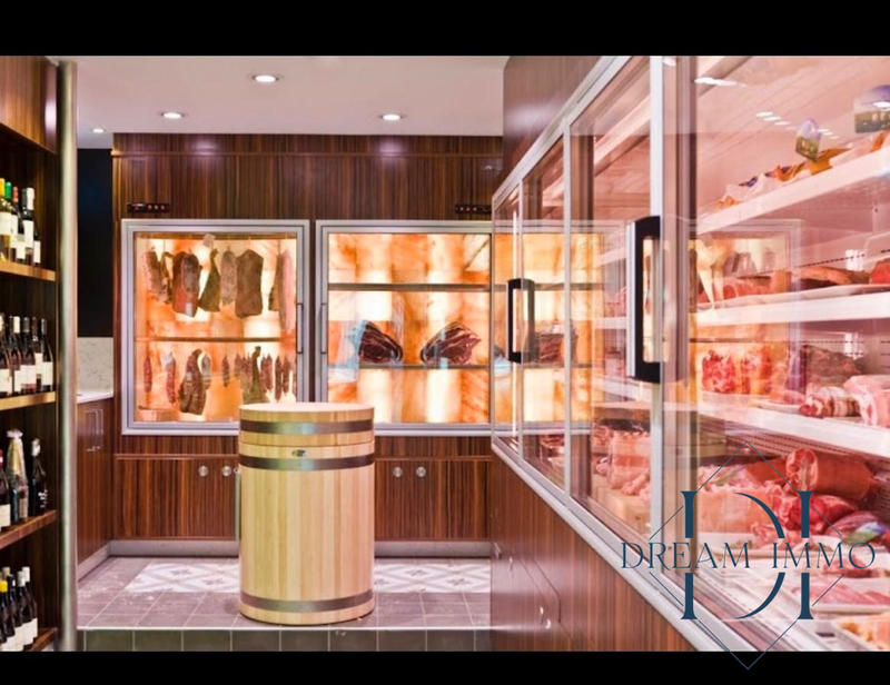 Fonds de commerce - 121 m²