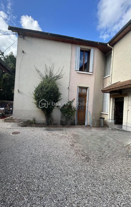 Immeuble - 254 m² - 13 pièces