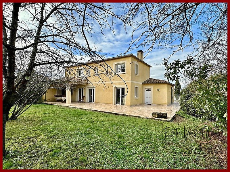 Maison contemporaine - 250 m² - 8 pièces