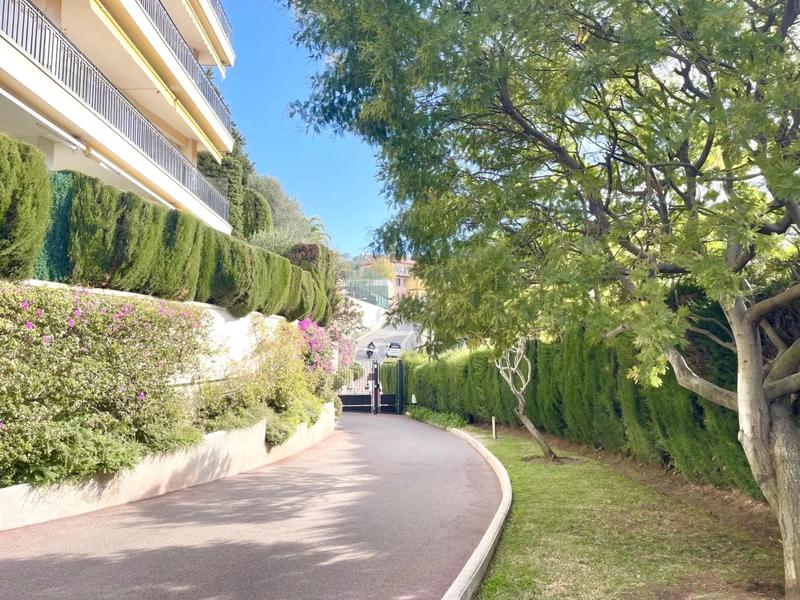 Appartement - 60 m² - 2 pièces