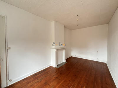 Maison ancienne - 210 m² - 7 pièces