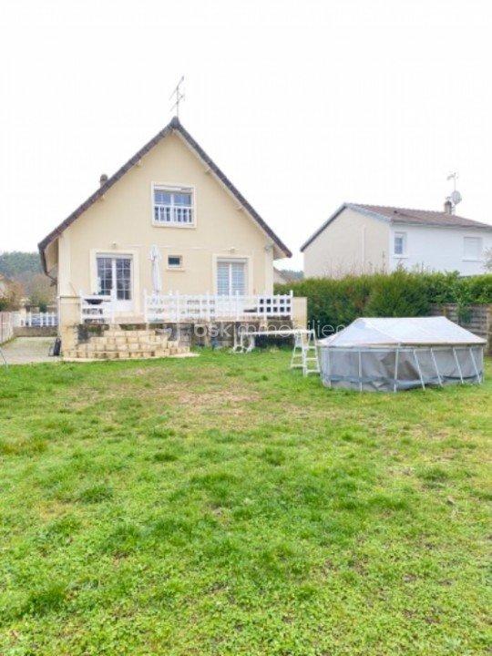 Maison - 112 m² - 5 pièces