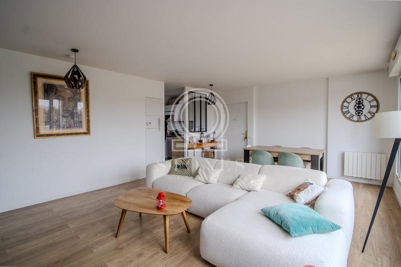 Appartement - 92 m² - 4 pièces