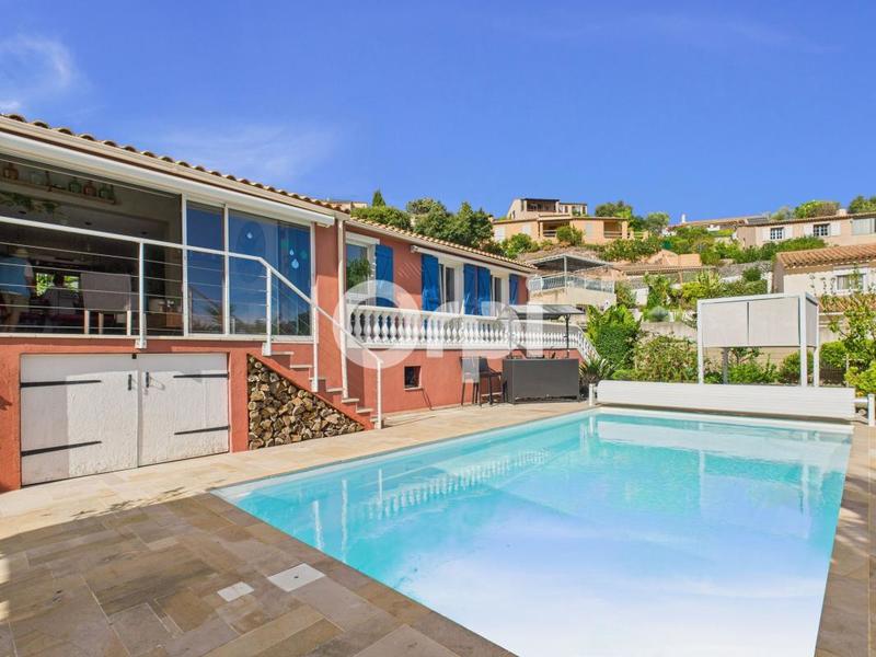 Villa - 204 m² - 5 pièces