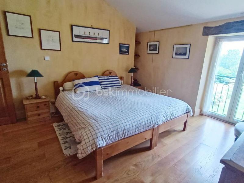 Demeure - 414 m² - 12 pièces