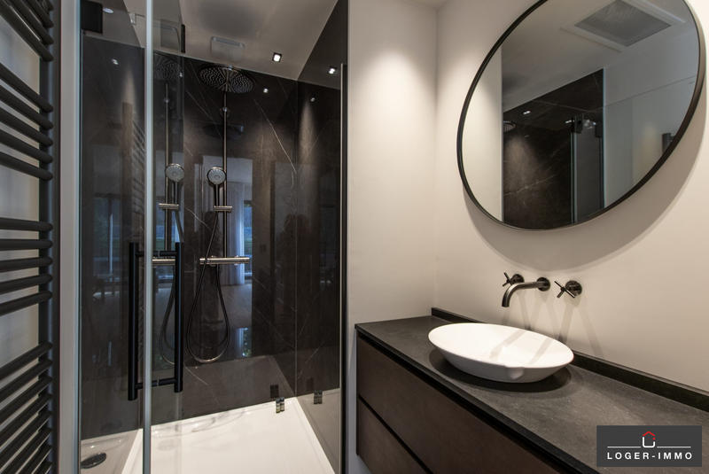 Villa - 318 m² - 7 pièces