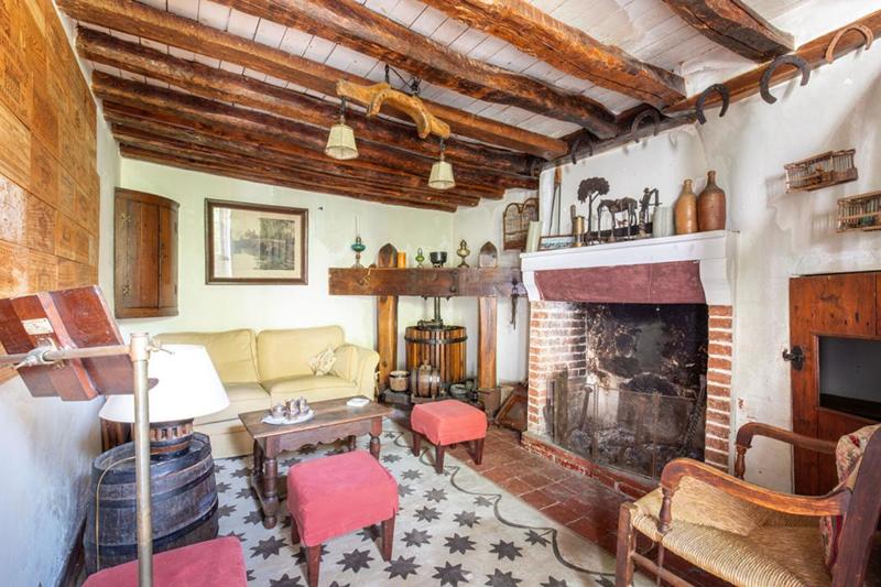 Maison - 230 m² - 8 pièces