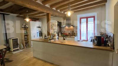 Maison de ville - 140 m² - 7 pièces