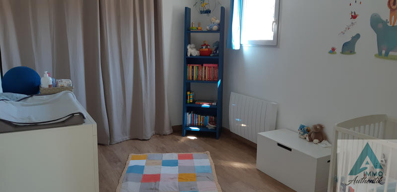 Appartement - 98 m² - 4 pièces