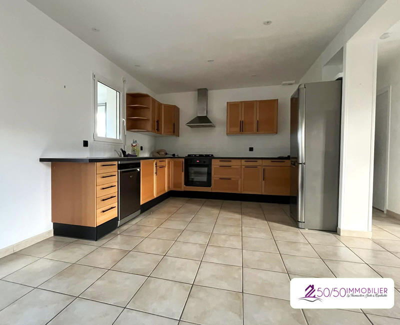 Maison - 88 m² - 4 pièces