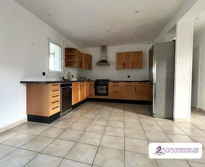 Maison - 88 m² - 4 pièces