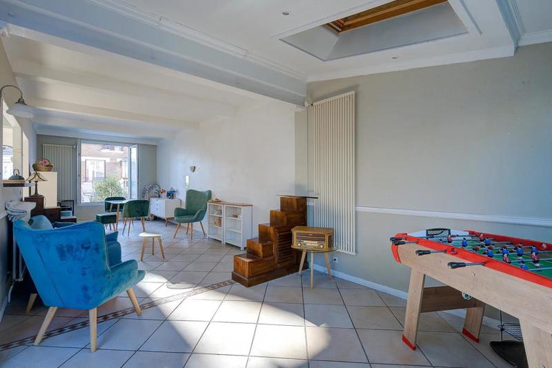 Maison - 85 m² - 5 pièces