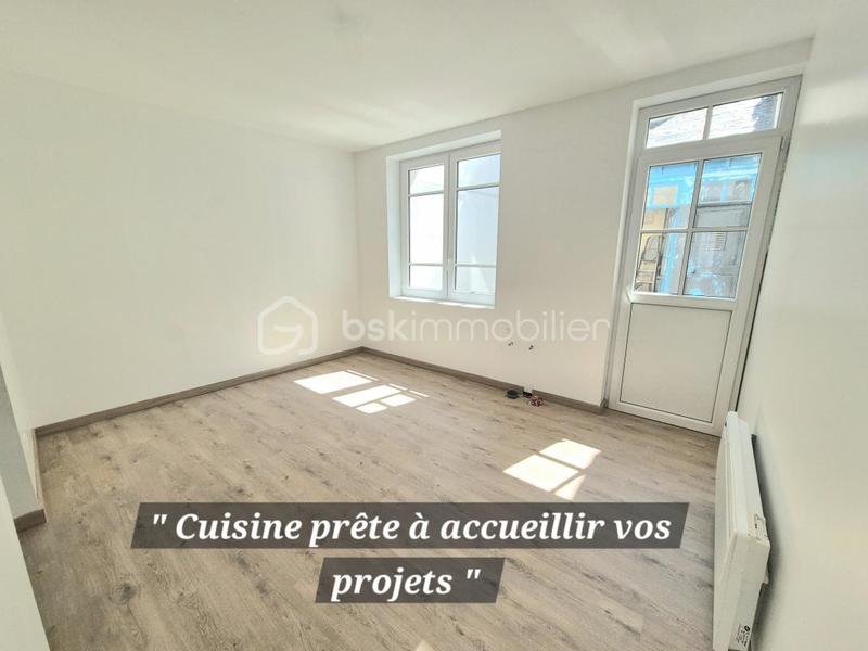 Maison - 140 m² - 5 pièces