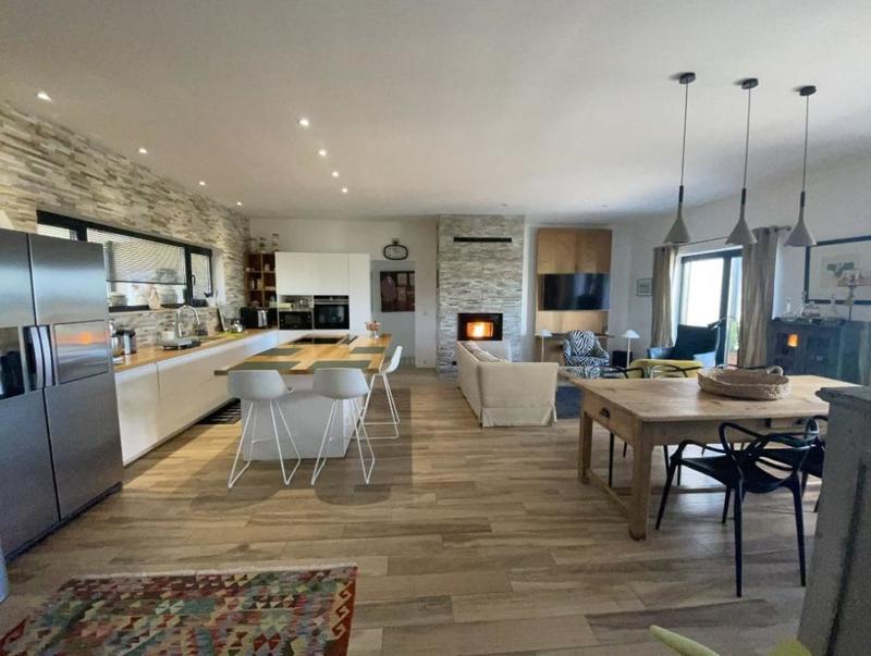 Maison - 137 m² - 4 pièces