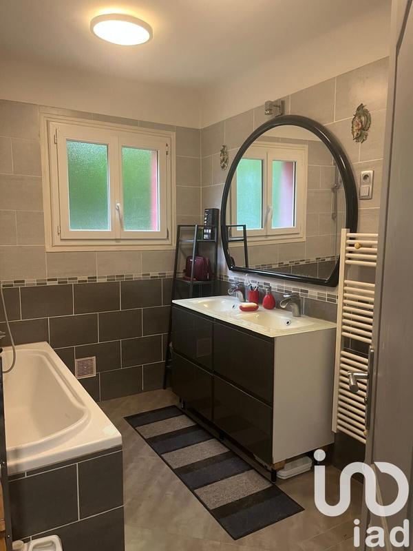 Maison de campagne - 220 m² - 5 pièces