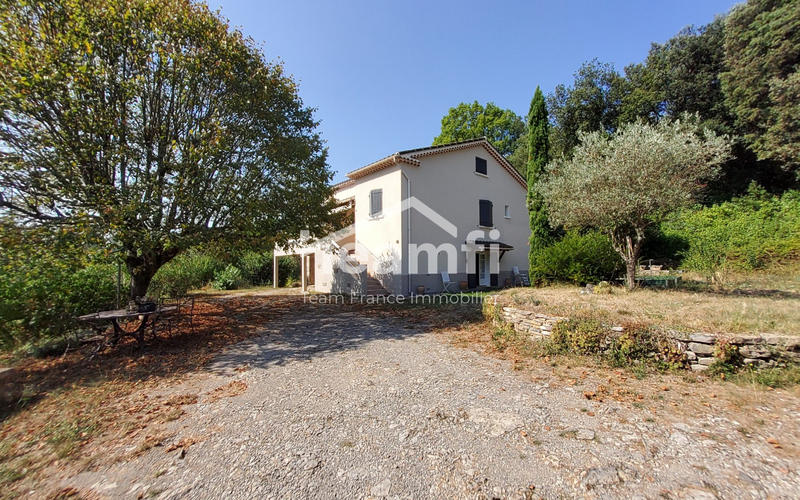 Maison - 144 m² - 4 pièces