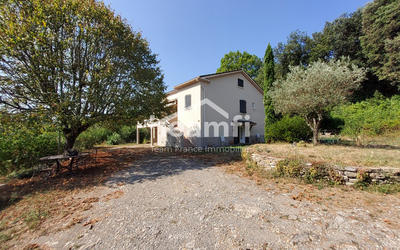 Maison - 144 m² - 4 pièces