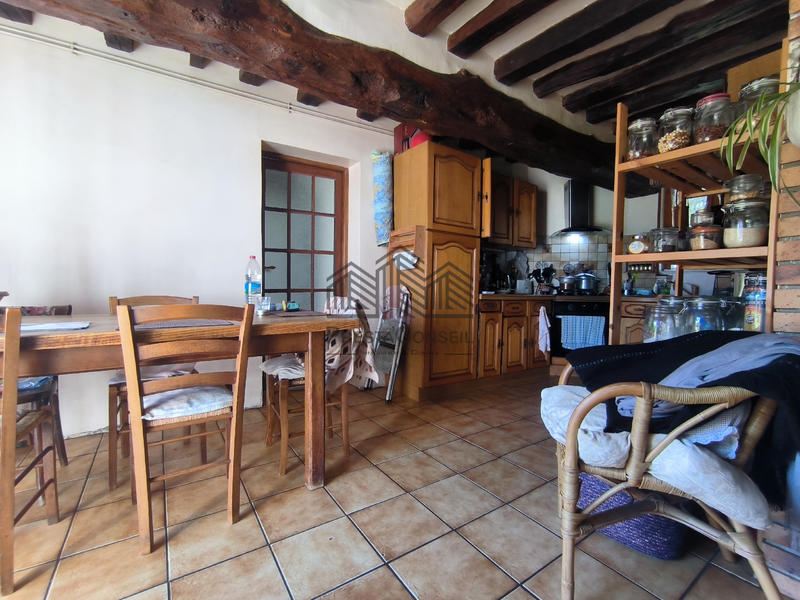 Maison - 208 m² - 9 pièces