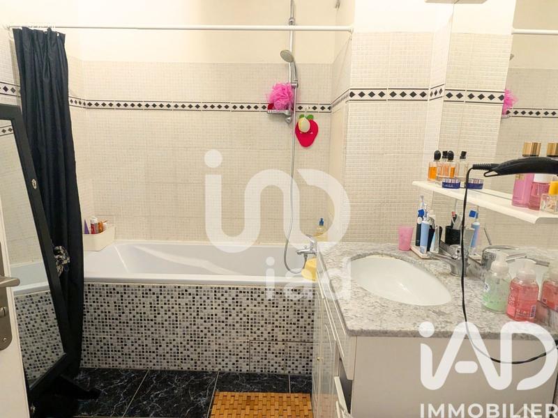 Appartement - 97 m² - 4 pièces