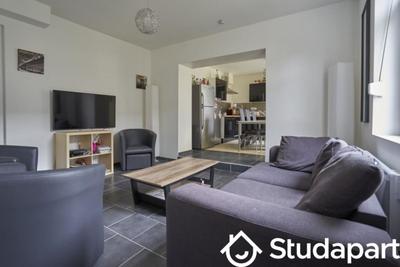 Chambre - 14 m² - 1 pièce