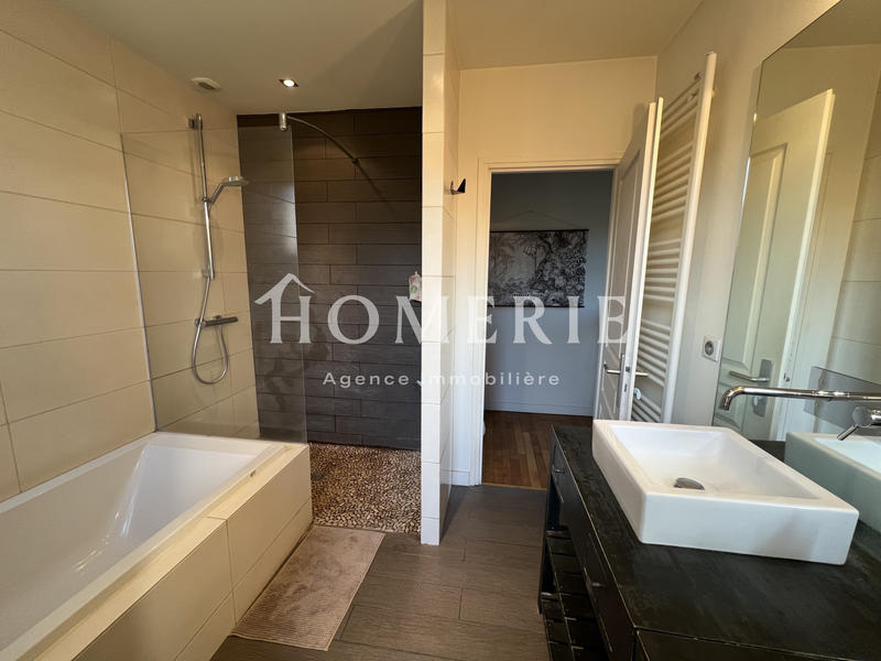 Maison - 128 m² - 5 pièces