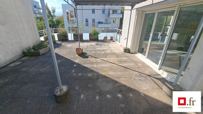 Appartement - 92 m² - 4 pièces