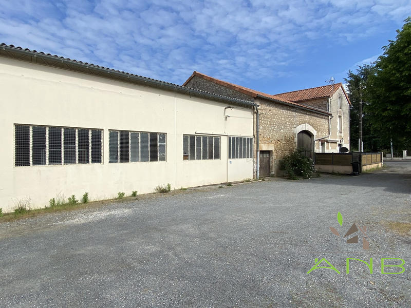 Maison - 213 m² - 5 pièces