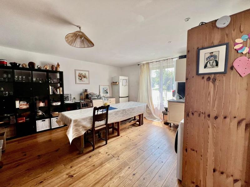 Maison - 95 m² - 3 pièces