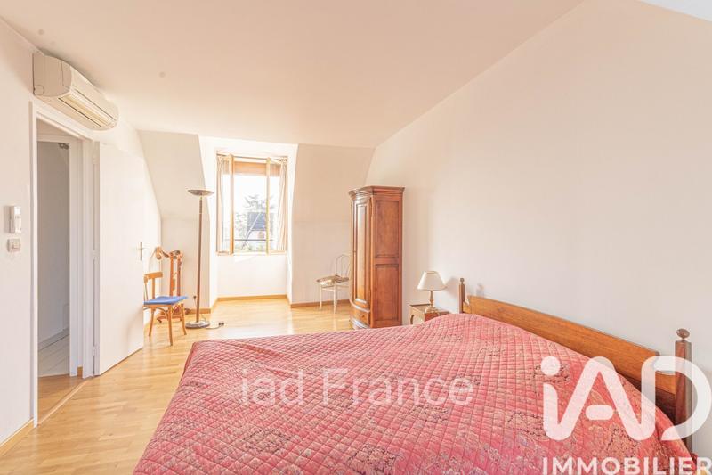 Maison - 192 m² - 8 pièces