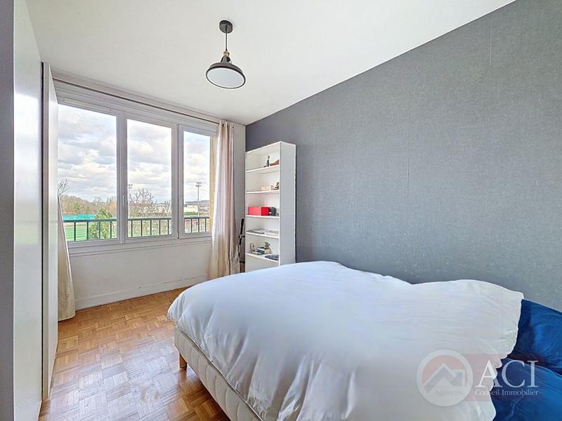 Appartement - 84 m² - 4 pièces