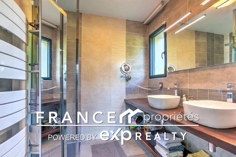 Maison d'architecte - 150 m² - 5 pièces