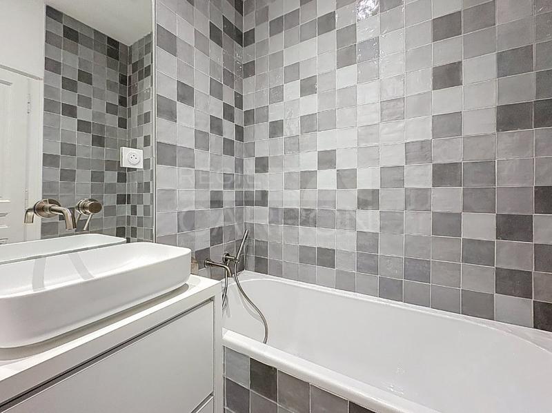 Appartement - 99 m² - 4 pièces