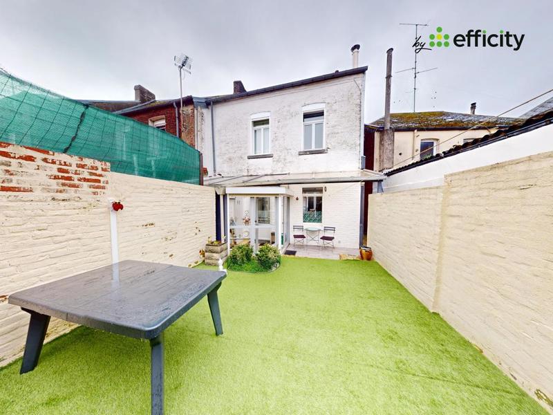 Maison - 98 m² - 5 pièces