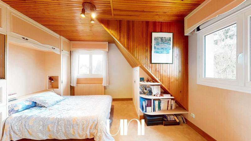 Maison - 166 m² - 6 pièces