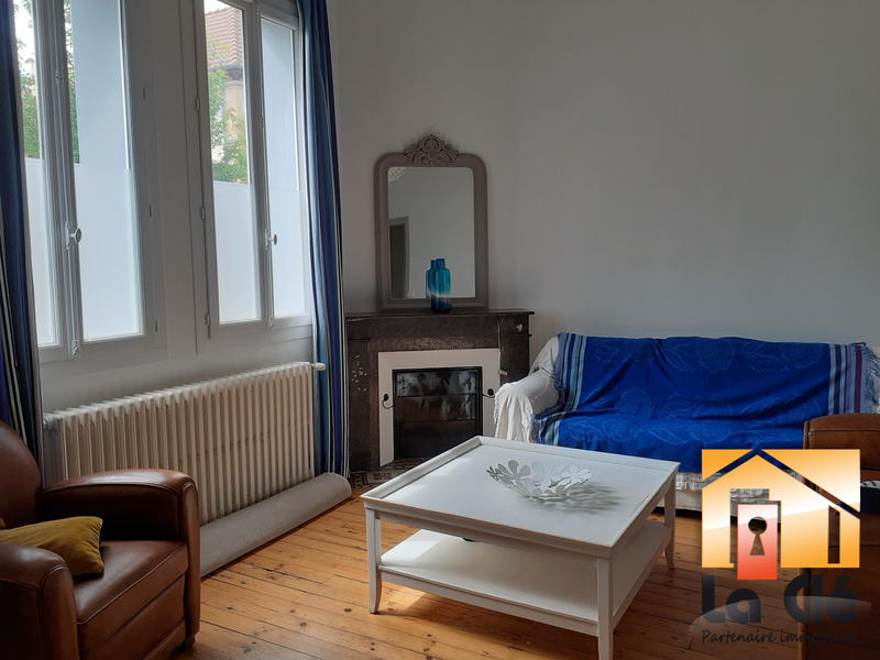 Maison - 189 m² - 8 pièces