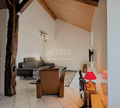 Appartement - 113 m² - 6 pièces