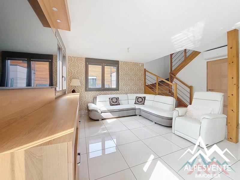 Villa - 105 m² - 4 pièces