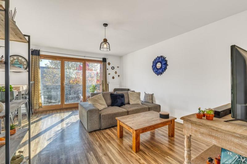 Appartement - 70 m² - 3 pièces